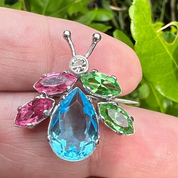DESIGNER VINTAGE 925 SS CRYSTAL BEETLE BUG PIN BROOCH VIBRANT BLUE PINK GREEN